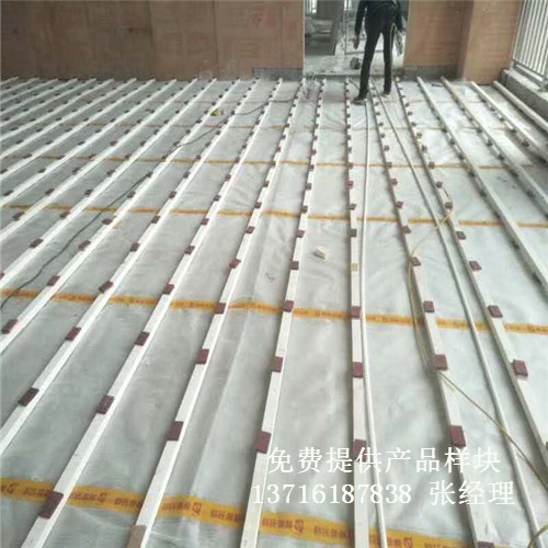 體育木地板廠家,運(yùn)動(dòng)木地板價(jià)格,籃球場(chǎng)木地板 體育木地板廠家,運(yùn)動(dòng)木地板價(jià)格,籃球場(chǎng)木地板